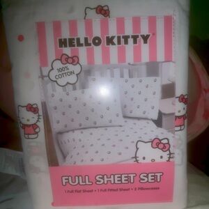 Hello Kitty full sheet set
